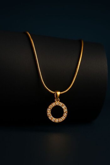 Eclipse Aura Pendant for Women – Elegant Celestial-Inspired Necklace