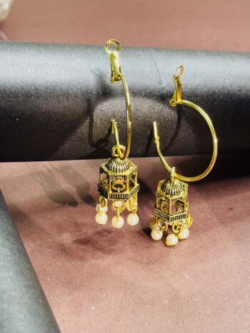 Noor-e-Zeenat Jhumka