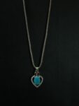 “Heart-Shaped Blue Gemstone Pendant Necklace – Sparkling Crystal Silver Chain Jewelry for Women”